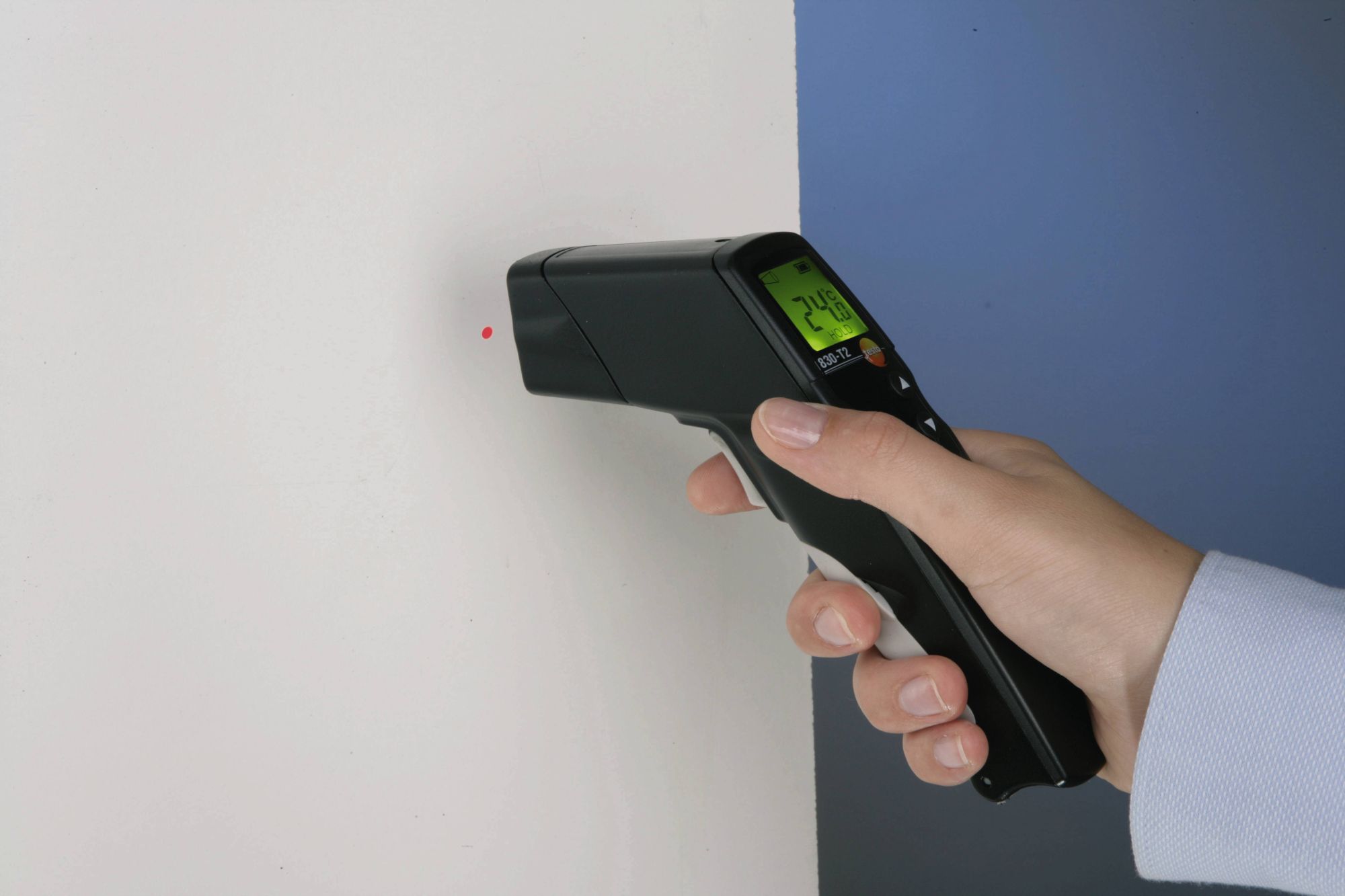 Termometr bezdotykowy Testo 830-T2-16012