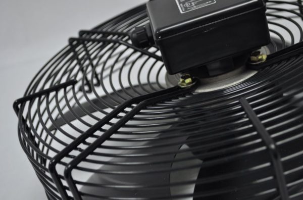 Wentylator osiowy tłoczący z siatką Ferono FST400-1025895