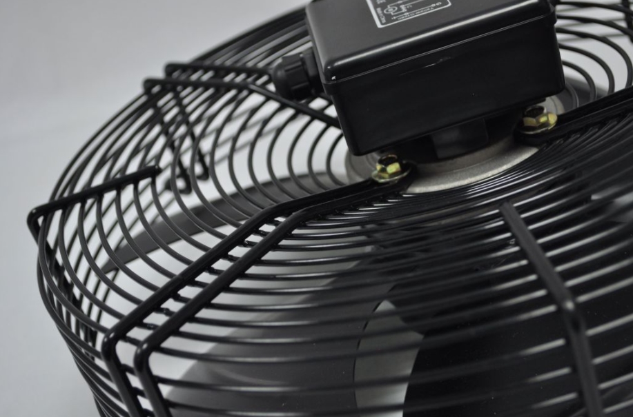 Wentylator osiowy tłoczący z siatką Ferono FST400-1025895