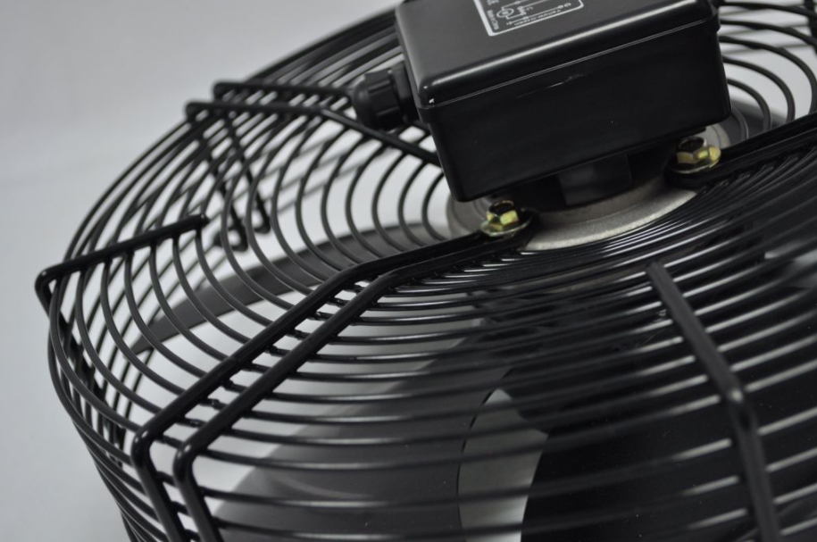 Wentylator osiowy tłoczący z siatką Ferono FST450-1025899