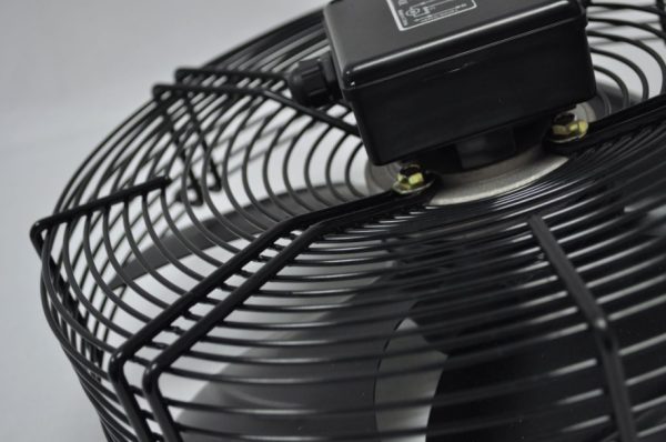 Wentylator osiowy tłoczący z siatką Ferono FST500-1025903